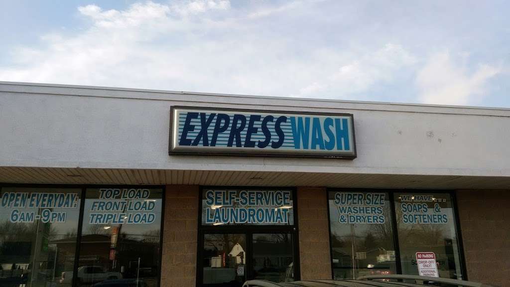 Express Wash | 1715 Dekalb Ave, Sycamore, IL 60178, USA | Phone: (815) 895-5888