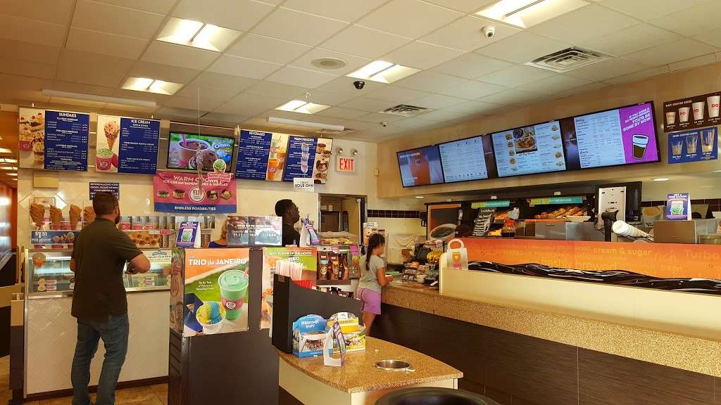 Dunkin Donuts | 636 City Island Ave, Bronx, NY 10464, USA | Phone: (718) 885-3057