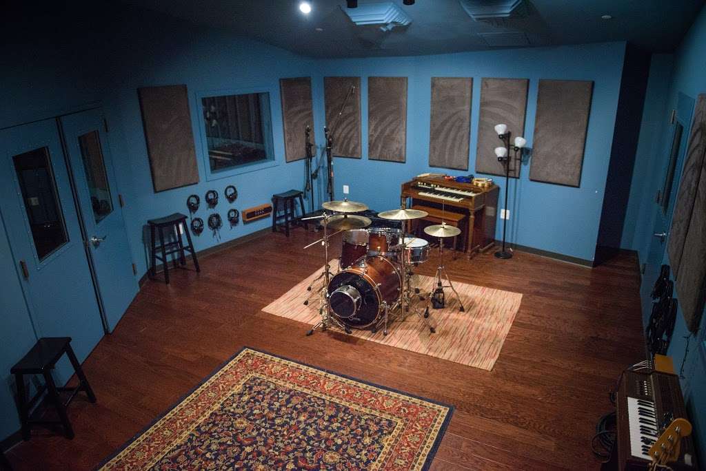 Blue Room Productions | 7718 Bradley Blvd, Bethesda, MD 20817, USA | Phone: (240) 505-5544