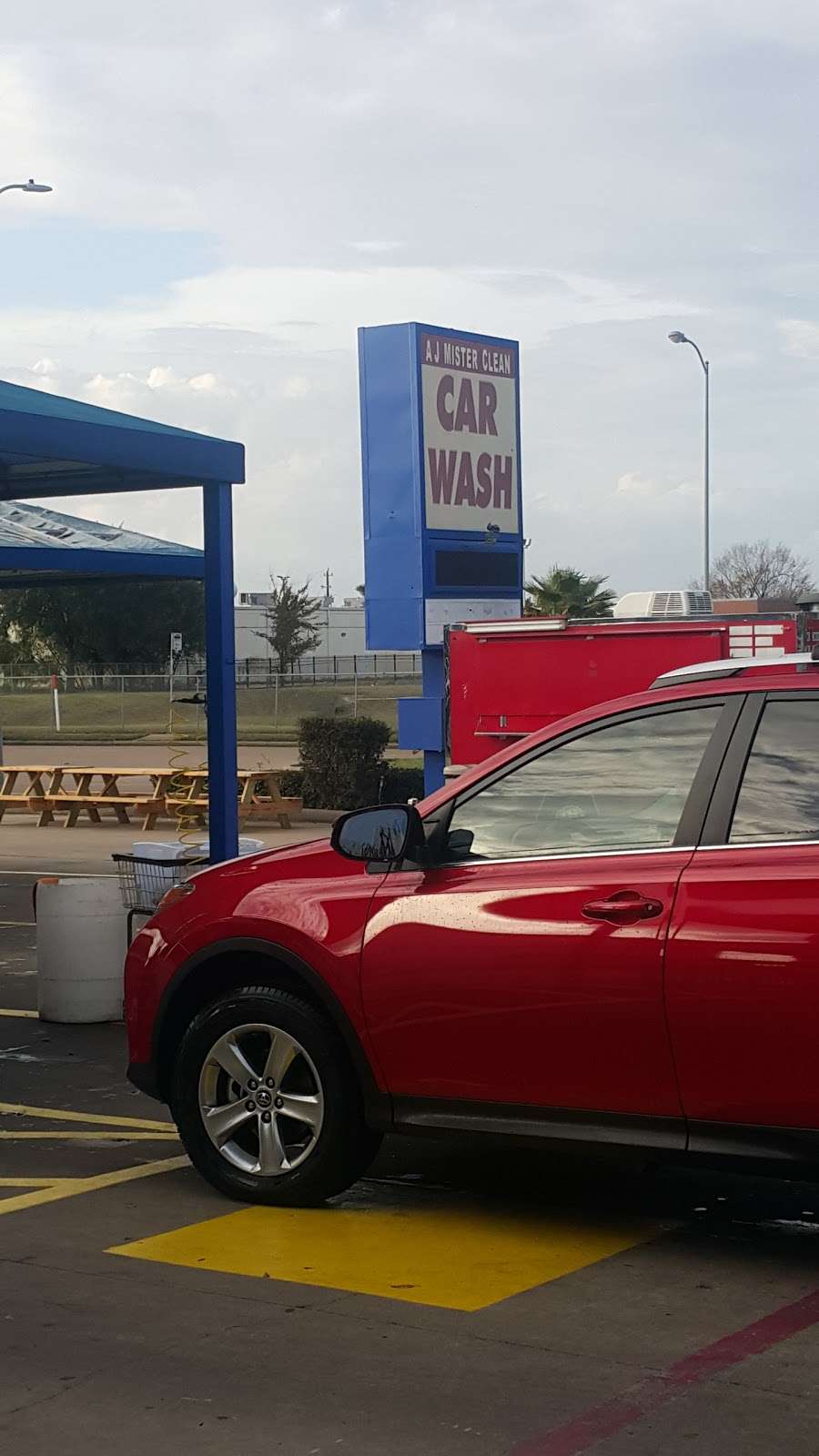 AJ Mr. Clean Car Wash & Lube Center | 12573 Richmond Ave, Houston, TX 77082 | Phone: (281) 589-2228