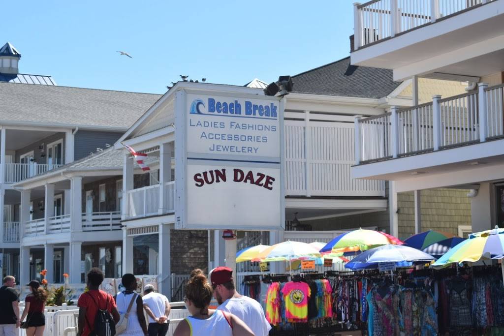 Beach Daze | 1201 N Atlantic Ave, Ocean City, MD 21842, USA | Phone: (410) 289-2027