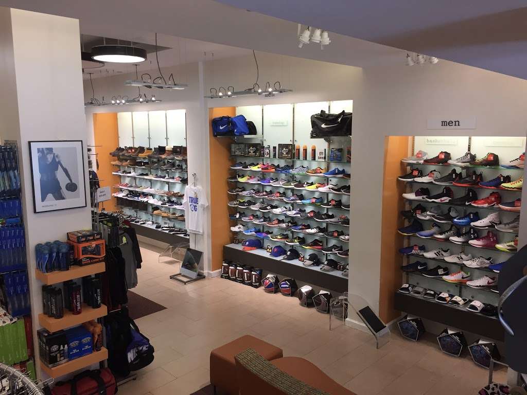 Sneakerology | 420 Wheatley Plaza, Greenvale, NY 11548, USA | Phone: (516) 484-0208