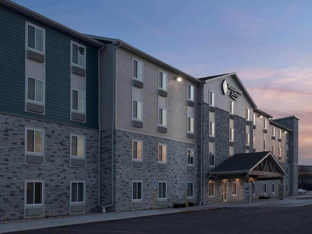 WoodSpring Suites Chicago Tinley Park | 18636 W Creek Dr, Tinley Park, IL 60477, USA | Phone: (708) 336-4696