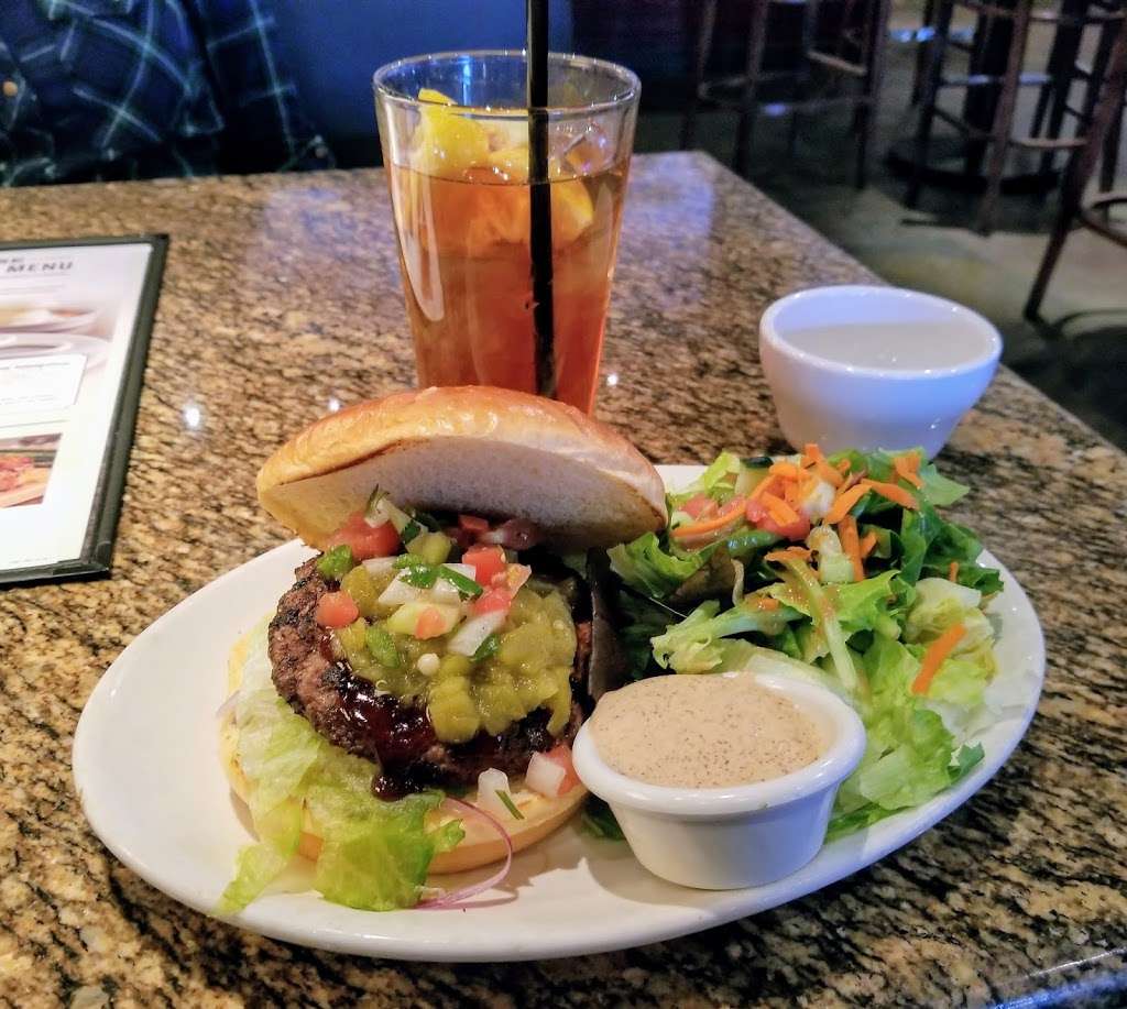 BJs Restaurant & Brewhouse | 1325 Rancho Vista Blvd, Palmdale, CA 93551, USA | Phone: (661) 538-9040