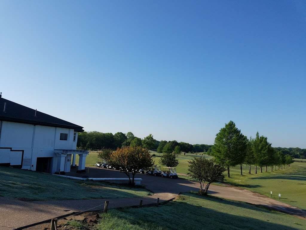 Country View Golf Course | 240 W Belt Line Rd, Lancaster, TX 75146, USA | Phone: (972) 227-0995
