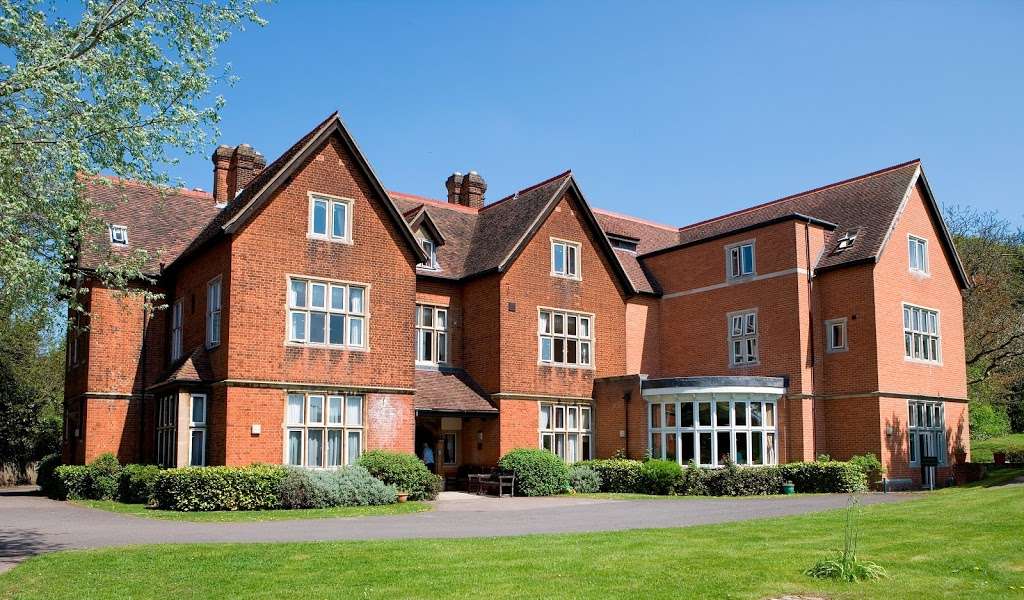 St Audreys - Care Home (Heritage Care) | Church St, Hatfield AL9 5AR, UK | Phone: 01707 272264