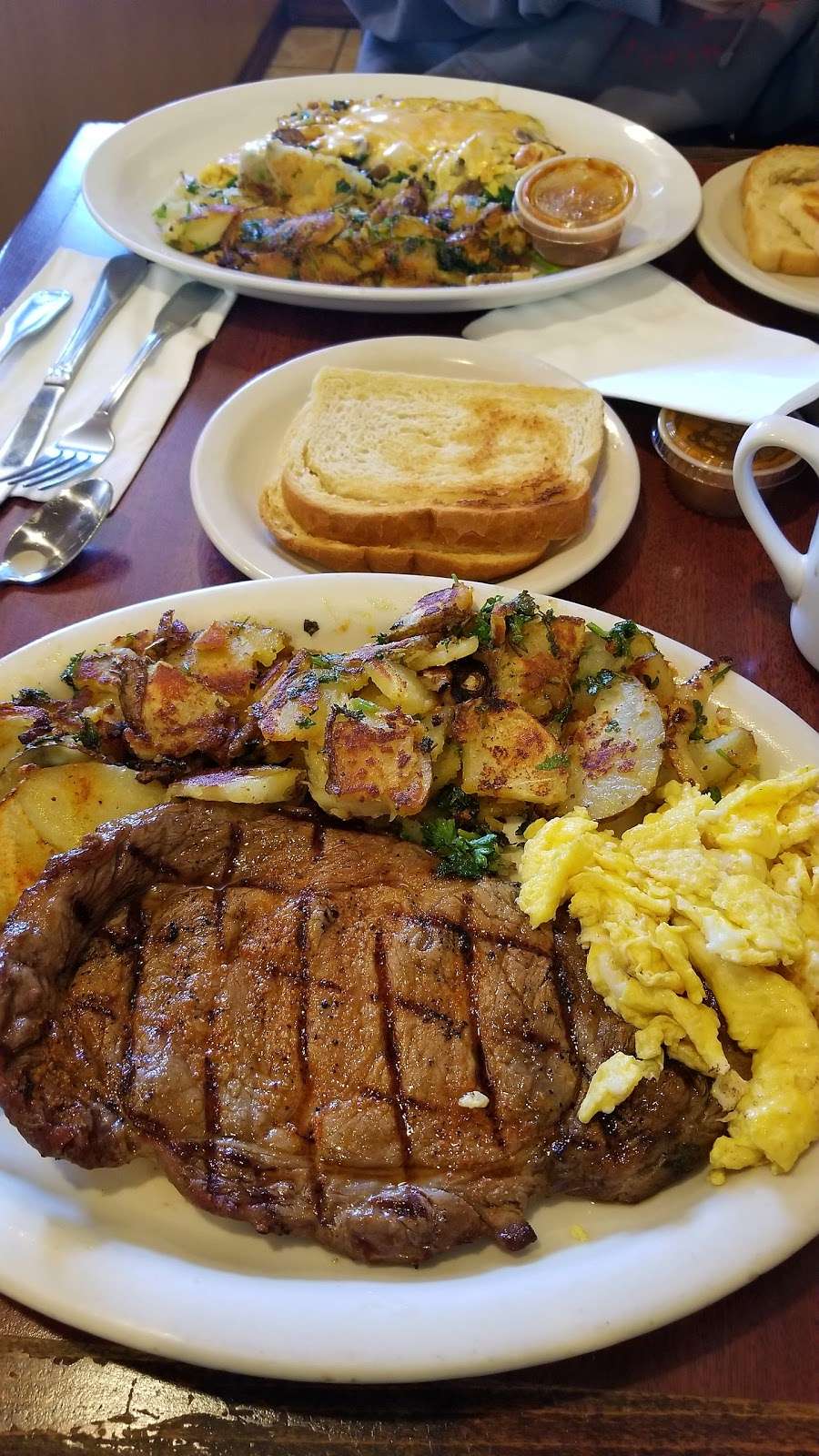 Rodeo Cafe | 1860, 5164 Etiwanda Ave, Jurupa Valley, CA 91752, USA | Phone: (951) 685-8292