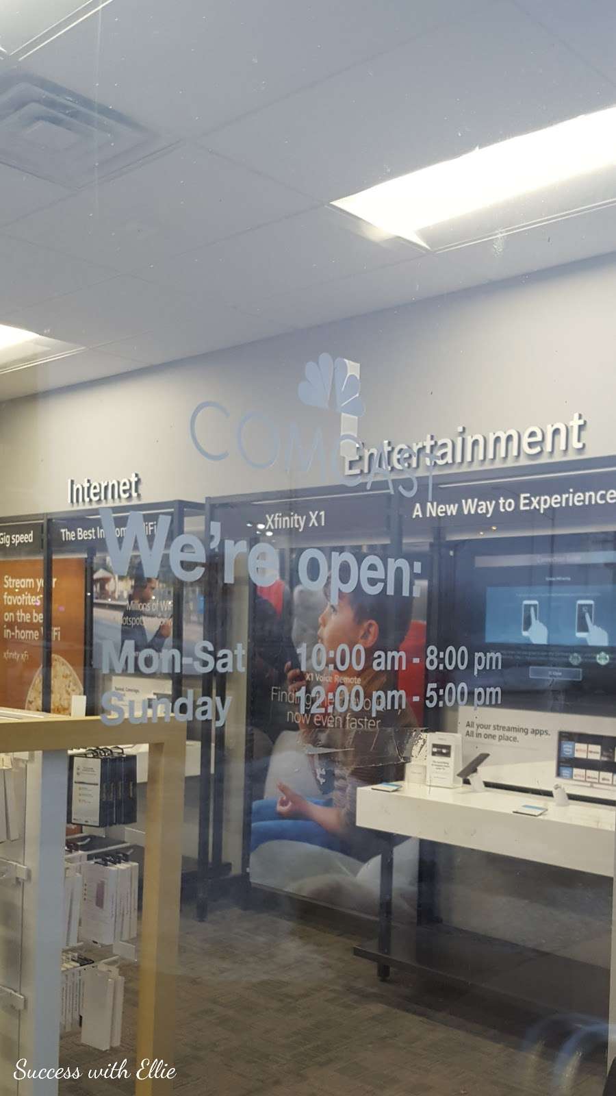 Xfinity Store by Comcast Dealer | 2565 Sycamore Rd, DeKalb, IL 60115, USA | Phone: (800) 934-6489