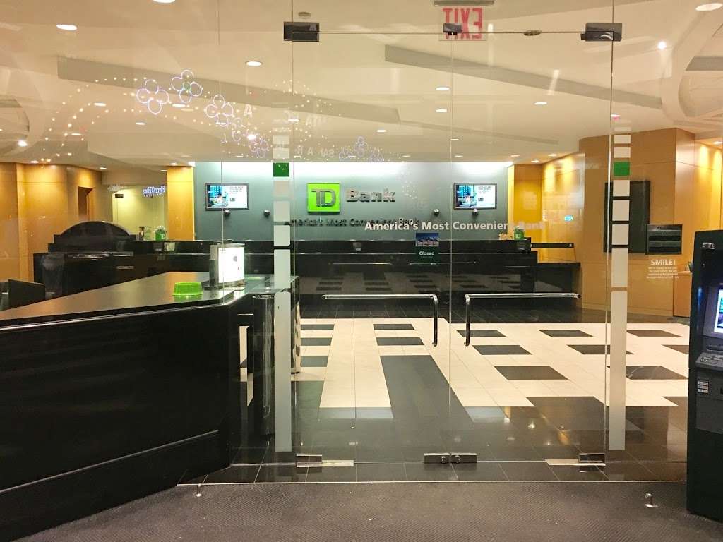 TD Bank | 6628 18th Ave, Brooklyn, NY 11204, USA | Phone: (718) 256-2325