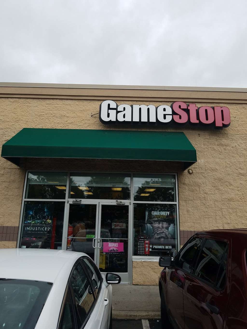 GameStop | 695 W Edgar Rd, Linden, NJ 07036, USA | Phone: (908) 523-0071