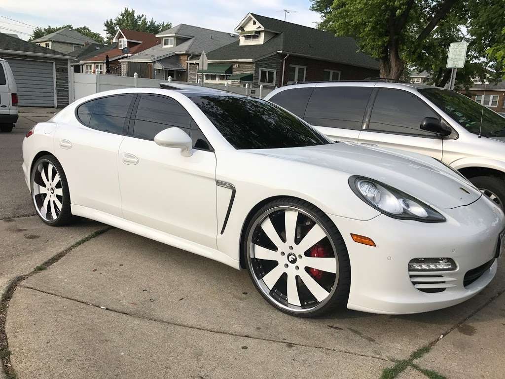 Pros window tinting | 1502 Scoville Ave, Berwyn, IL 60402 | Phone: (708) 539-2433