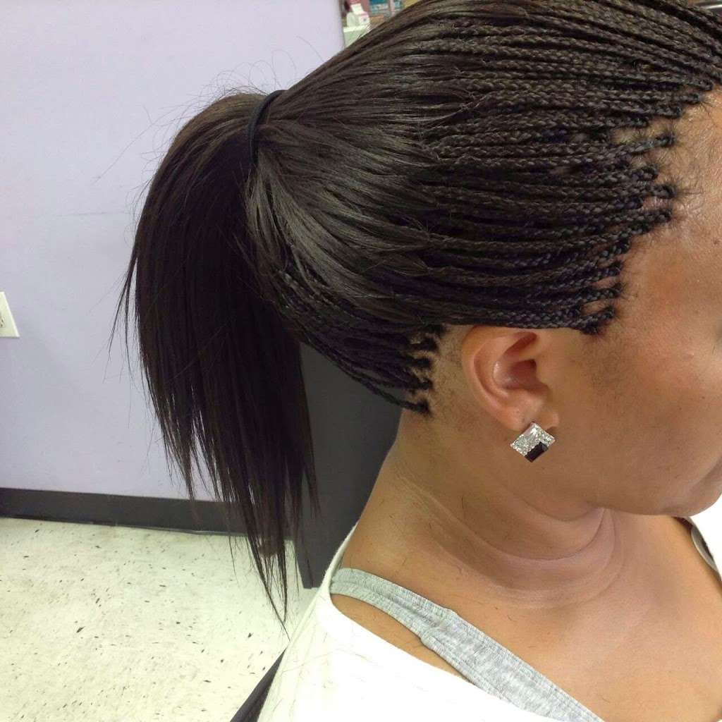 New Look African Hair Braiding | 6020 Broadway, Merrillville, IN 46410, USA | Phone: (219) 682-4720