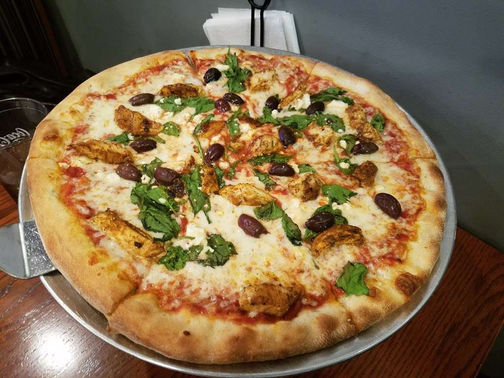 Solo NY Pizza | 700 Fieldstone Dr NE, Leesburg, VA 20176, USA | Phone: (571) 510-3909