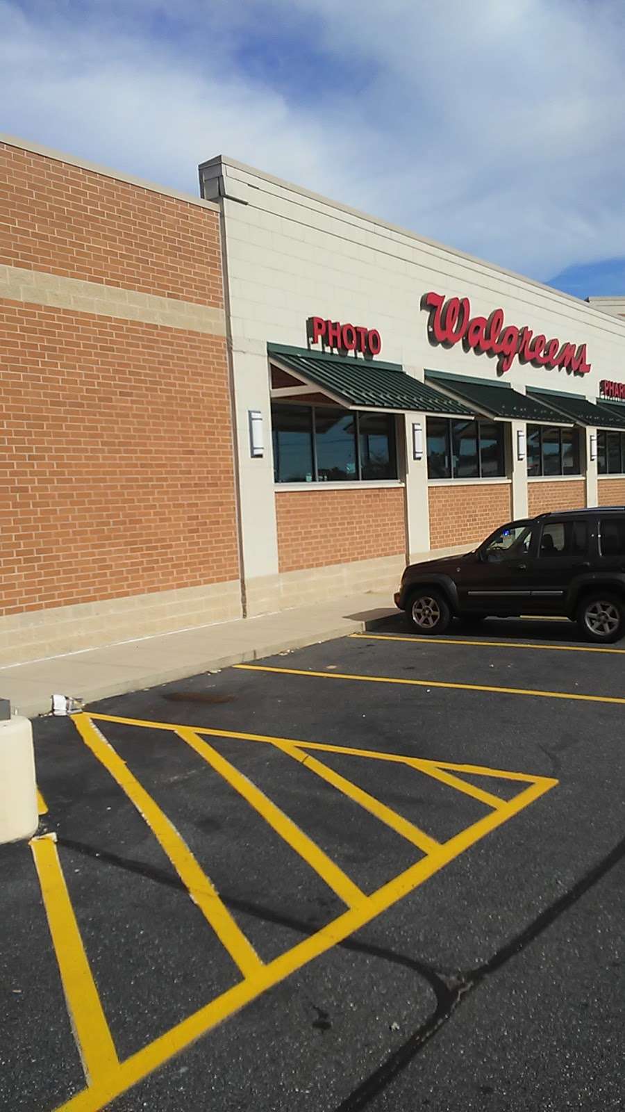 Walgreens | 2016 Rock Spring Rd, Forest Hill, MD 21050, USA | Phone: (410) 638-2404