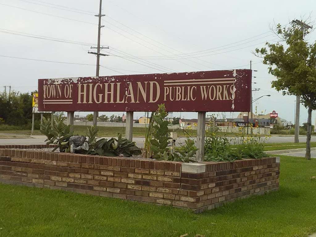 Highland Public Works | 8001 Kennedy Ave, Highland, IN 46322, USA | Phone: (219) 972-5083