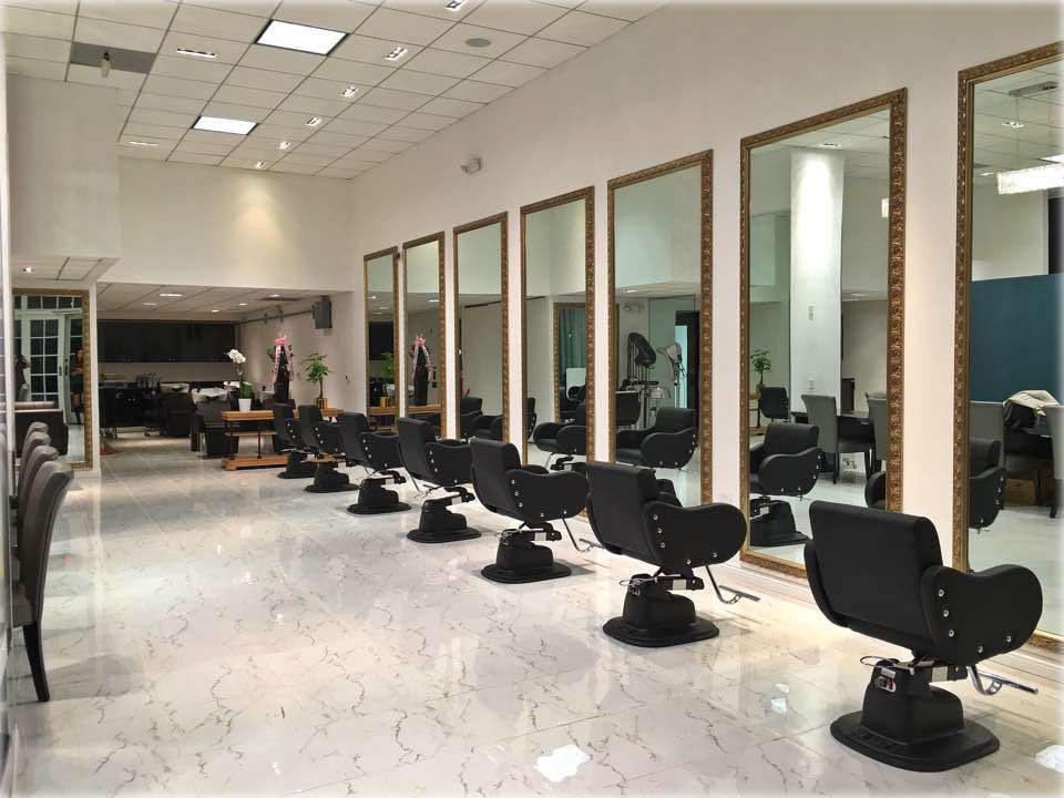 Arianna Hair Boutique | 1401, 3287 Wilshire Blvd, Los Angeles, CA 90010, USA | Phone: (213) 736-0481