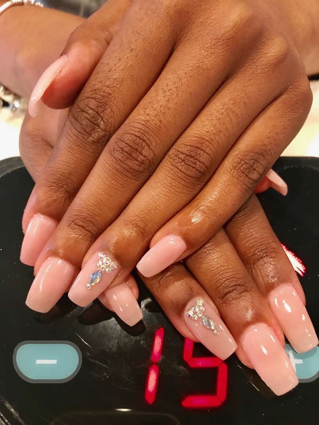 Escape Nails & Day Spa | 8057 Stonewall Shops Square, Gainesville, VA 20155 | Phone: (703) 753-0585