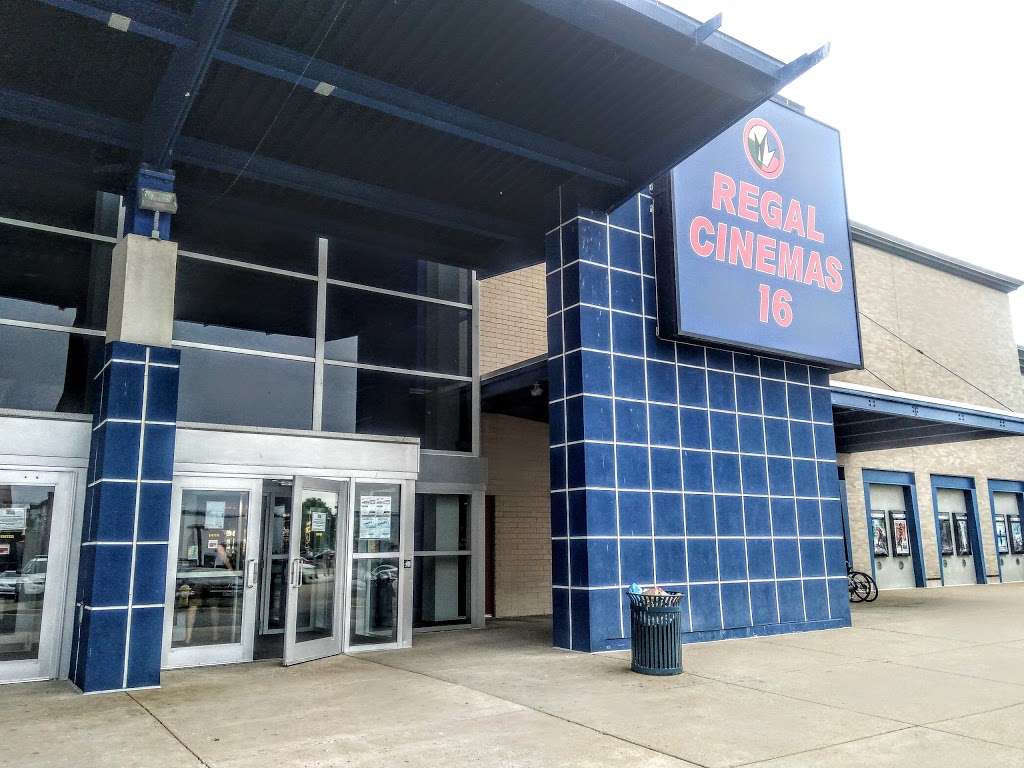 Regal Cinemas Potomac Yard 16 | 3575 Jefferson Davis Hwy, Alexandria, VA 22305, USA | Phone: (844) 462-7342