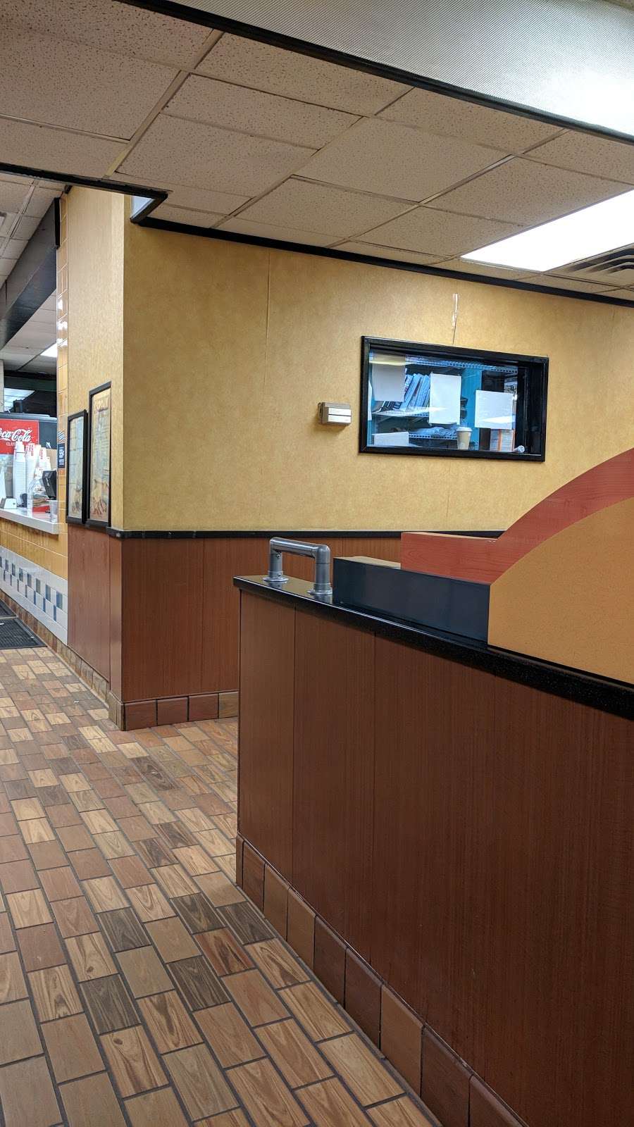 Burger King | 1834 Waukegan Rd, Glenview, IL 60025, USA | Phone: (847) 729-2754