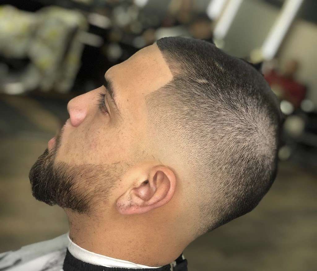 GoodFellas Barbershop & Crafthouse | 1200 Highwway 35 Byp N, STE B109, Alvin, TX 77511, USA | Phone: (281) 824-4592