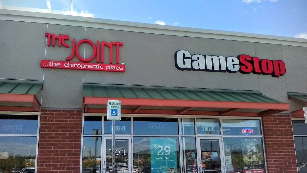 GameStop | 3702 River Point Pkwy C, Englewood, CO 80110, USA | Phone: (303) 761-8770