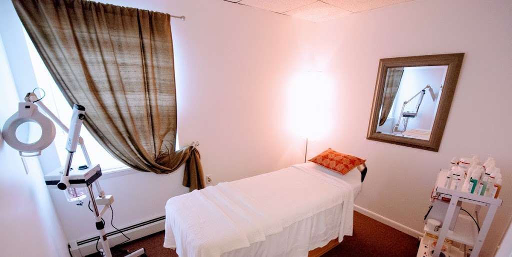 Alora Laser Spa | 3210, 3 St Stephens Pl, Warwick, NY 10990, USA | Phone: (845) 508-6605