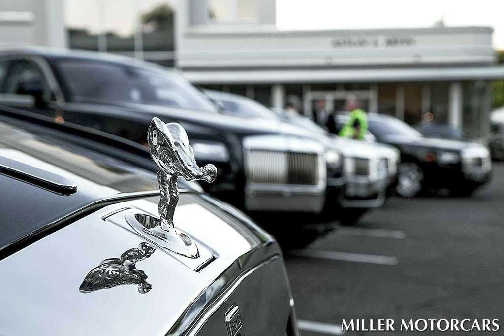 Rolls-Royce Motor Cars Greenwich | 279 West Putnam Avenue, Greenwich, CT 06830, USA | Phone: (866) 295-9708