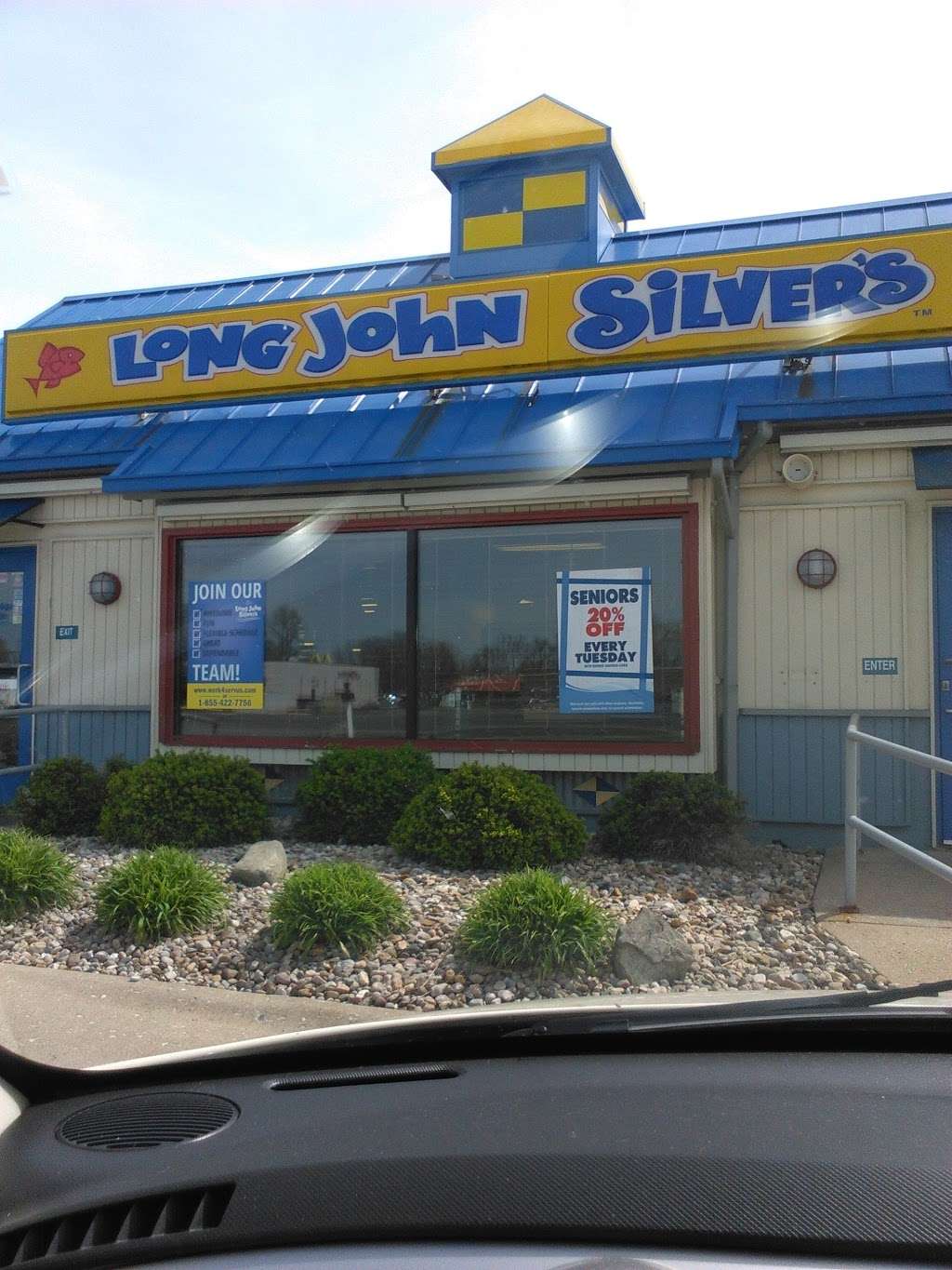 Long John Silvers | 2000 Burton Ln, Martinsville, IN 46151 | Phone: (765) 342-8139