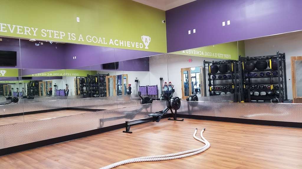 Anytime Fitness | 10645 Broadway, Crown Point, IN 46307, USA | Phone: (219) 662-2818