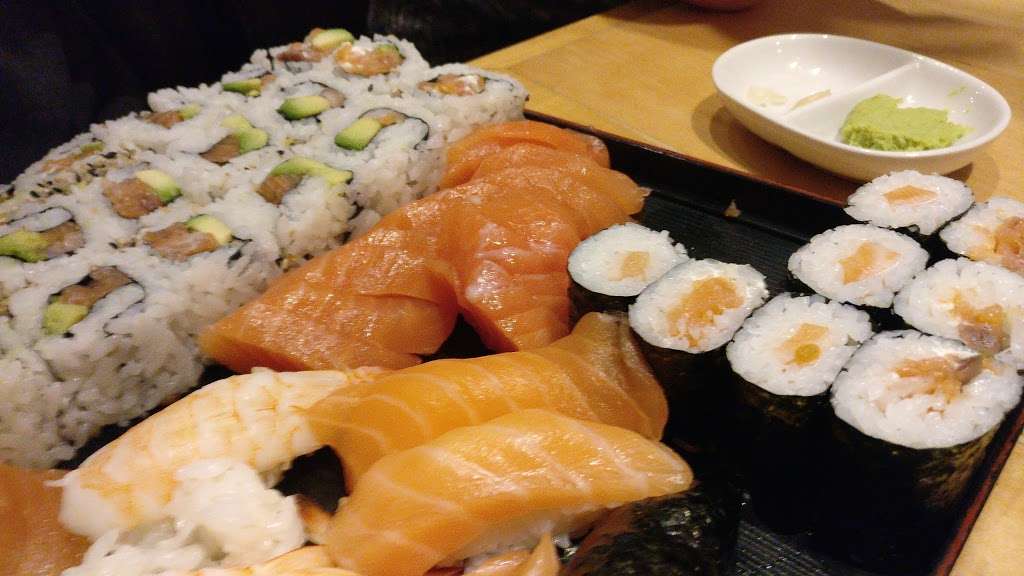 Sushi Cafe | 555 Battersea Park Rd, London SW11 3BL, UK | Phone: 020 7228 7011