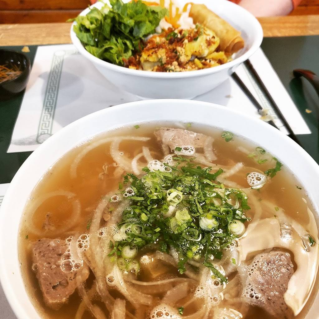 Pho 21 | 8134 East 21st St, Indianapolis, IN 46219, USA | Phone: (317) 438-5353