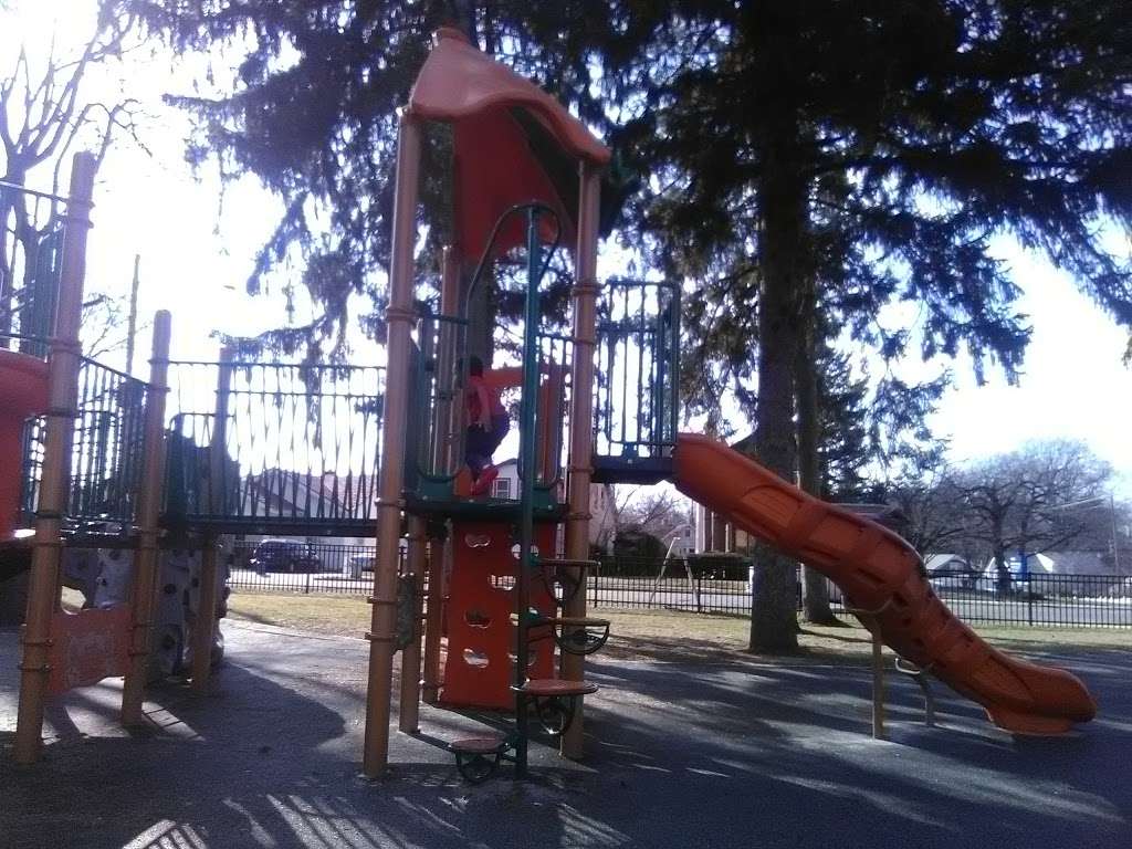 South Temple Playground | 4137 Kutztown Rd, Temple, PA 19560, USA | Phone: (484) 663-0619