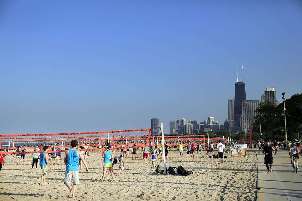 Volleyball Courts | N Lake Shore Dr, Chicago, IL 60614, USA