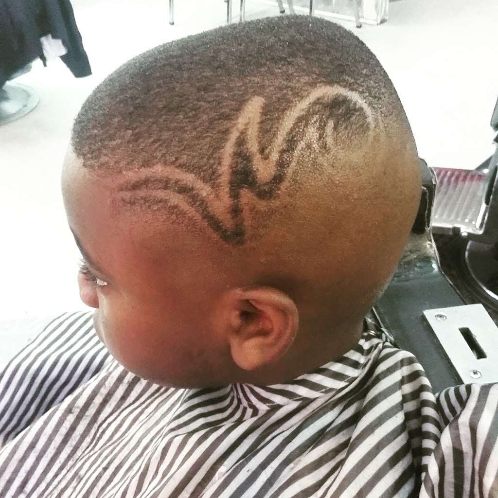 Extreme Designer Kuts and Styles | 15930 S Post Oak Rd # D, Houston, TX 77053, USA | Phone: (281) 438-2633