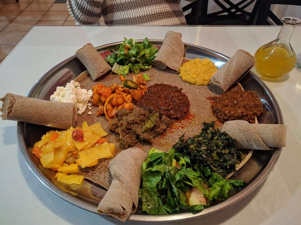 Destas Ethiopian Cuisine | 13475 Switzer Rd, Overland Park, KS 66213, USA | Phone: (913) 258-8118