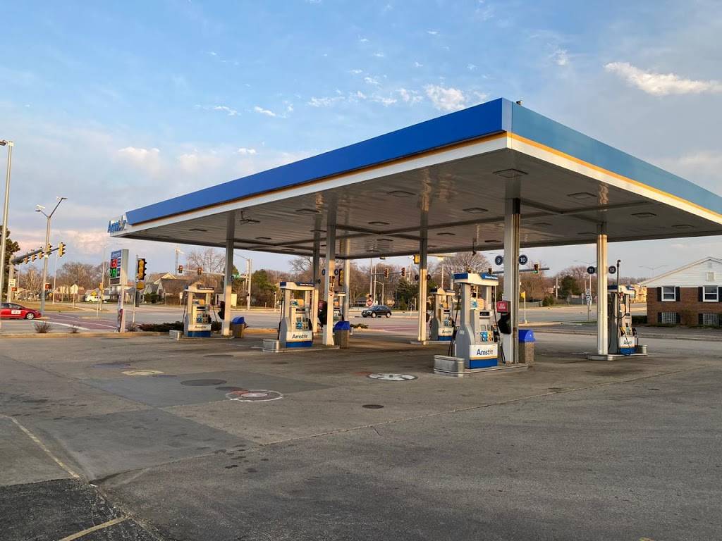 MIANs Amstar Gas Station | 717 N Mayfair Rd, Wauwatosa, WI 53226, USA | Phone: (414) 476-6426