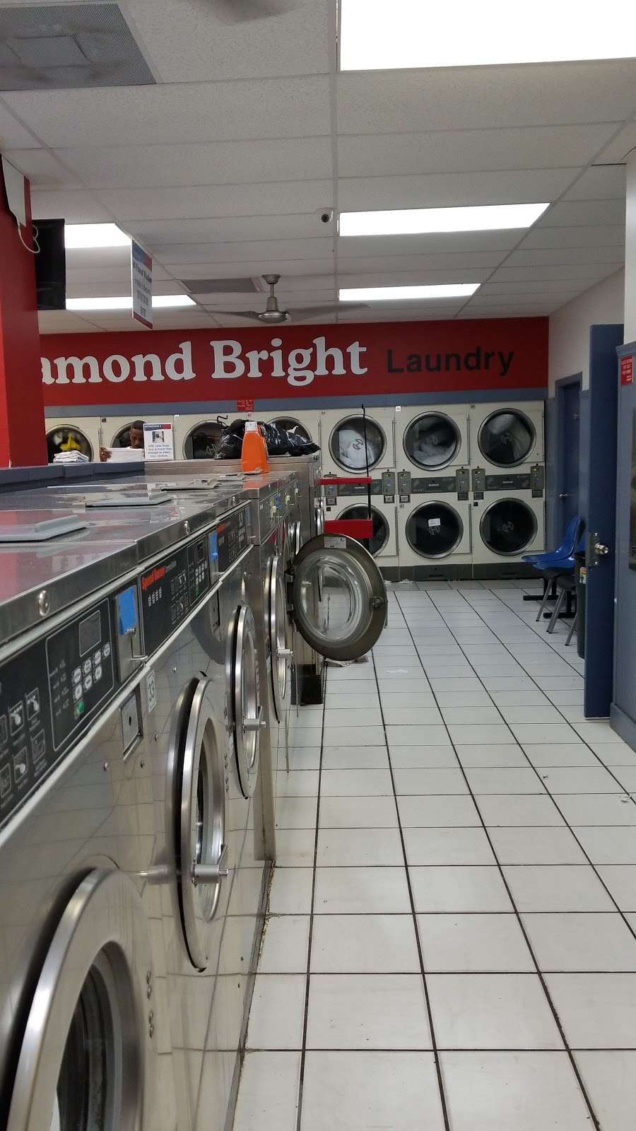 Diamond Bright Laundry | 12225 Pembroke Rd, Pembroke Pines, FL 33025, USA | Phone: (954) 613-5464