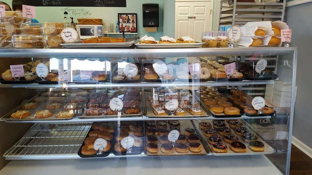 Madisons Bakery - Baked Goods & Coffee Shop | 701 Beach Ave, Cape May, NJ 08204, USA | Phone: (609) 305-4641
