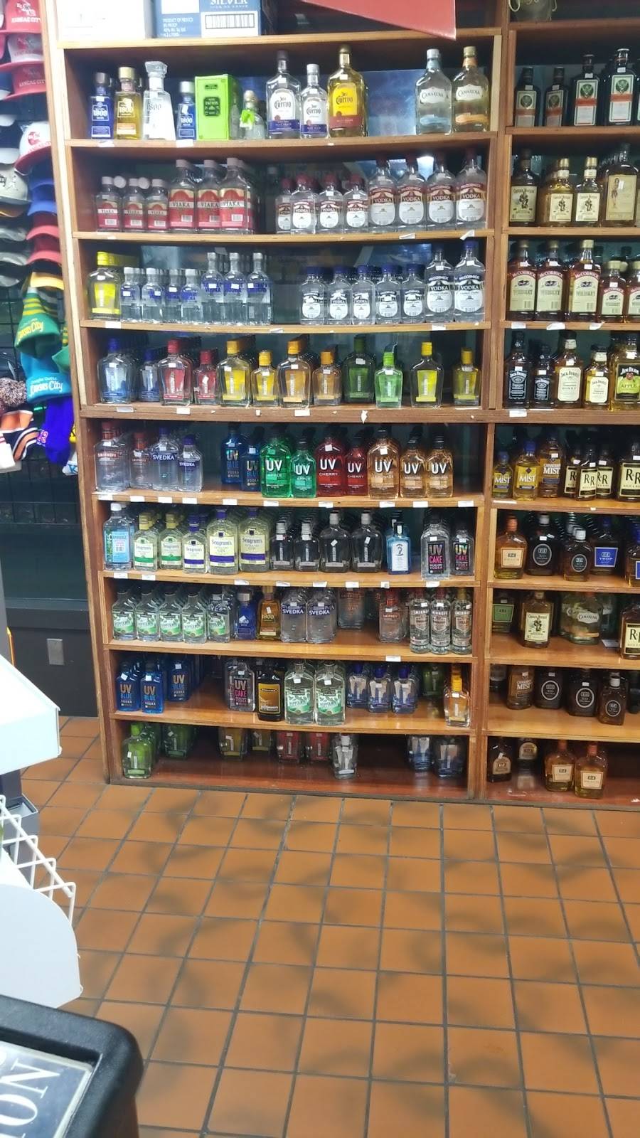 King Super Store | 6417 NW 72nd St, Kansas City, MO 64151, USA | Phone: (816) 702-1030