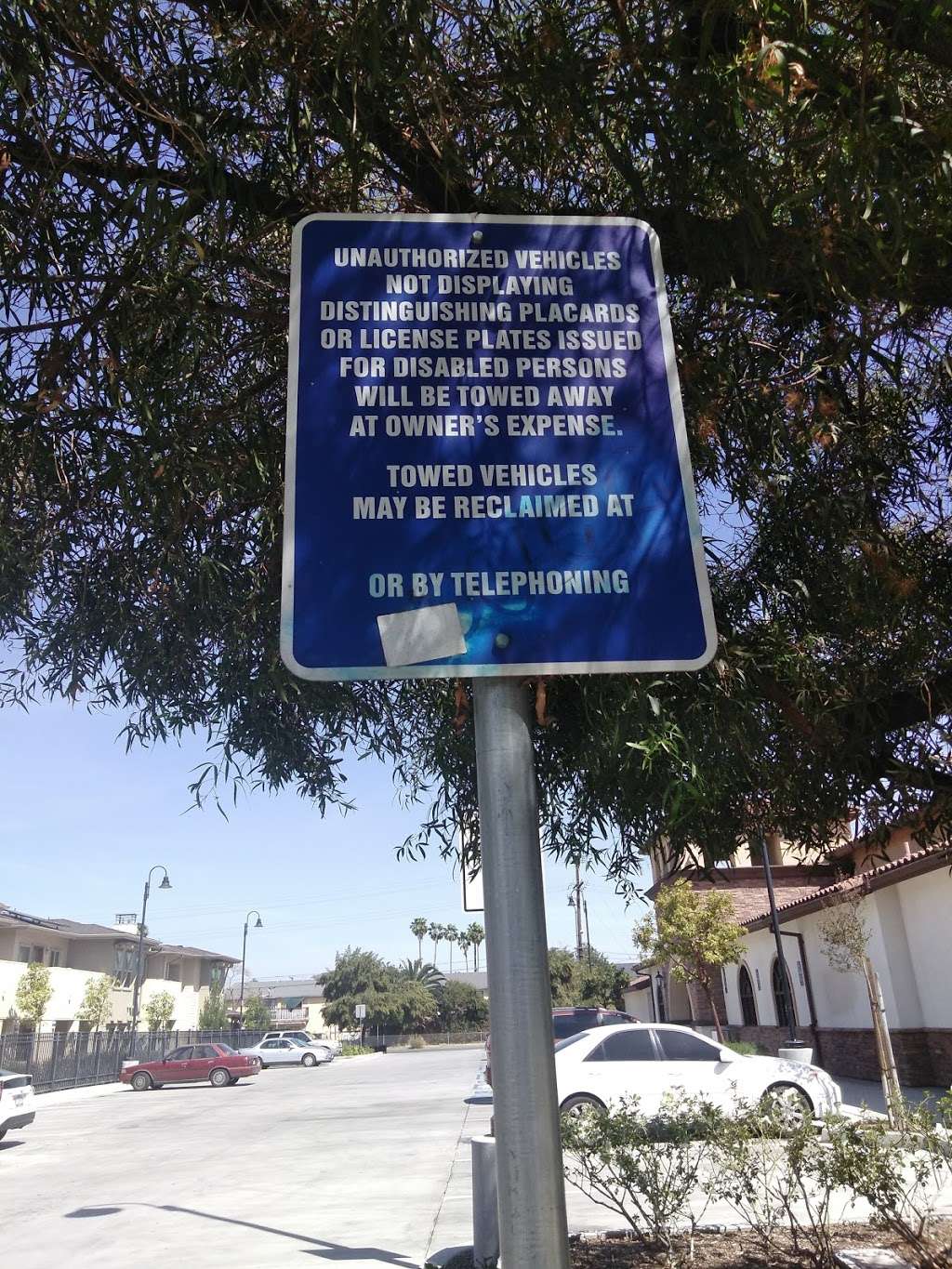 Arlanza Public Library | 8267 Philbin Ave, Riverside, CA 92503, USA | Phone: (951) 826-2217