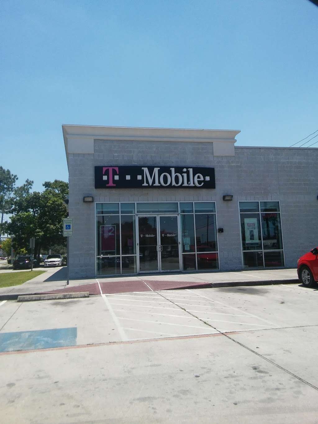 T-Mobile | 1218 Pasadena Blvd, Pasadena, TX 77506, USA | Phone: (713) 473-0028