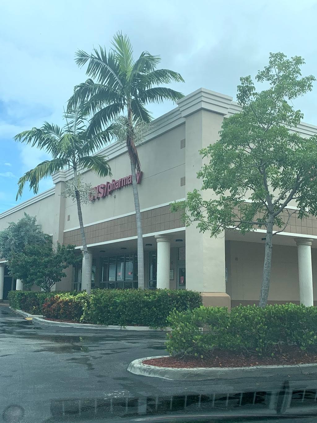 CVS | 726 Crandon Blvd, Key Biscayne, FL 33149, USA | Phone: (305) 365-4622