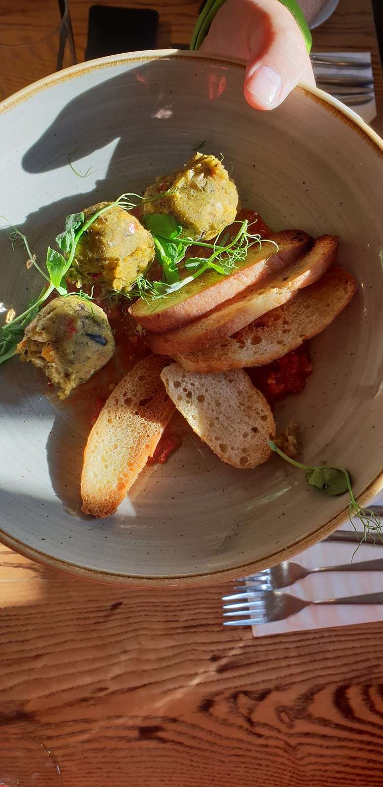 The Plough Inn | 24 Riverside, Eynsford, Dartford DA4 0AE, UK | Phone: 01322 862281