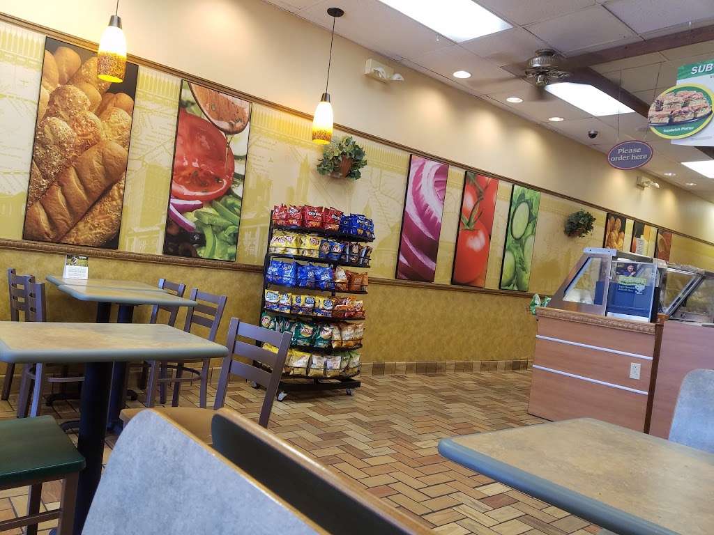 Subway | 466 S Lehigh Ave, Frackville, PA 17931, USA | Phone: (570) 874-0704