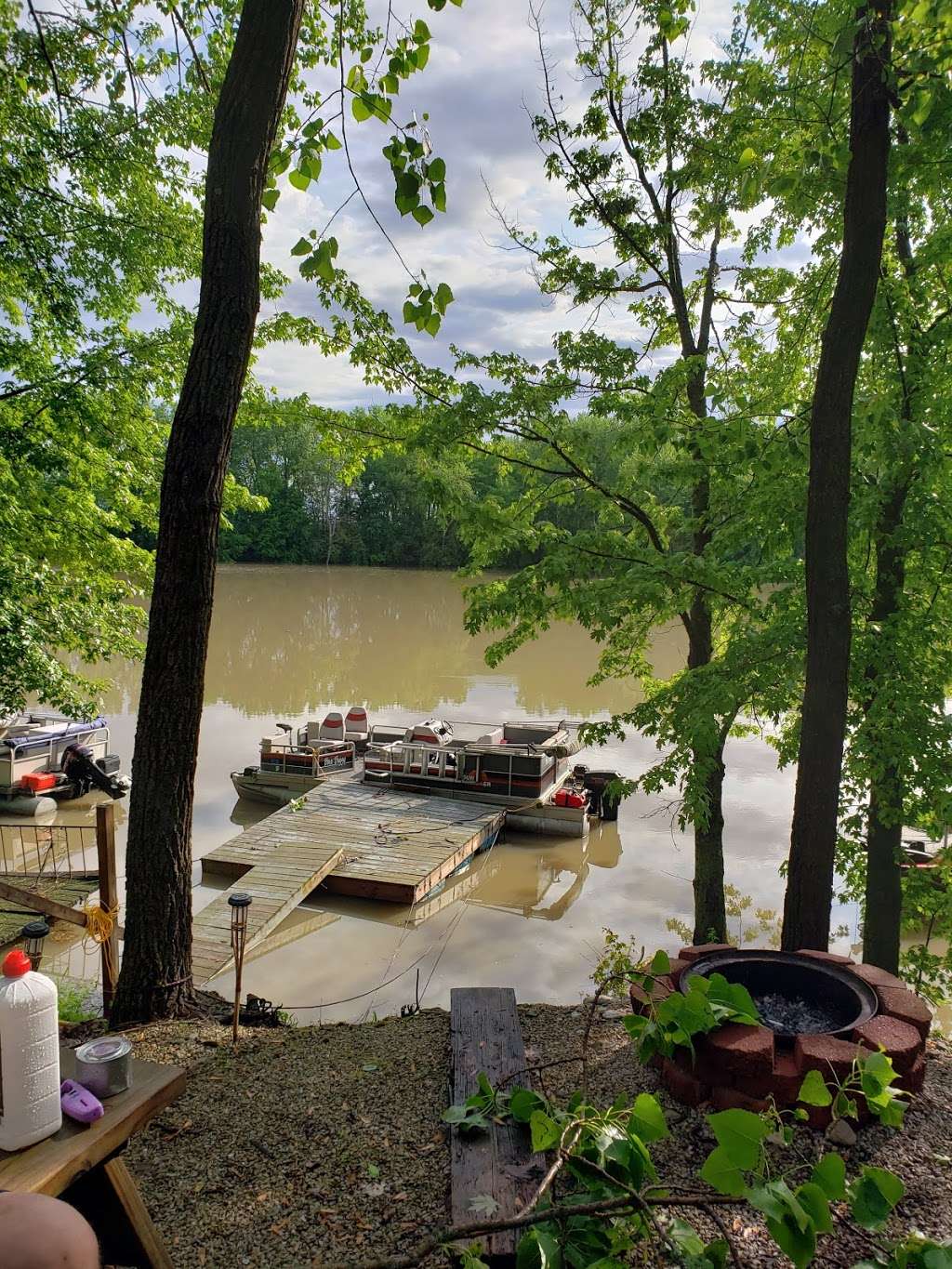 Beaver Point Campground | 10162 E 500 S, Windfall, IN 46076, USA | Phone: (765) 945-7091