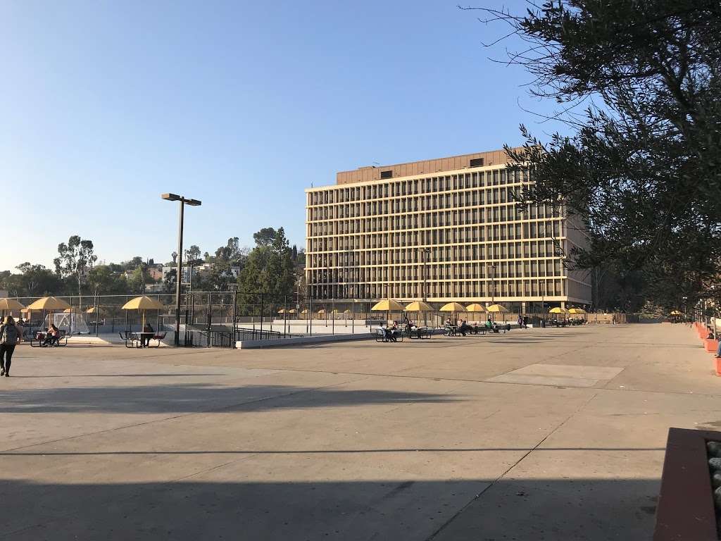 Greenlee Plaza | 5154 State University Dr, Los Angeles, CA 90032, USA