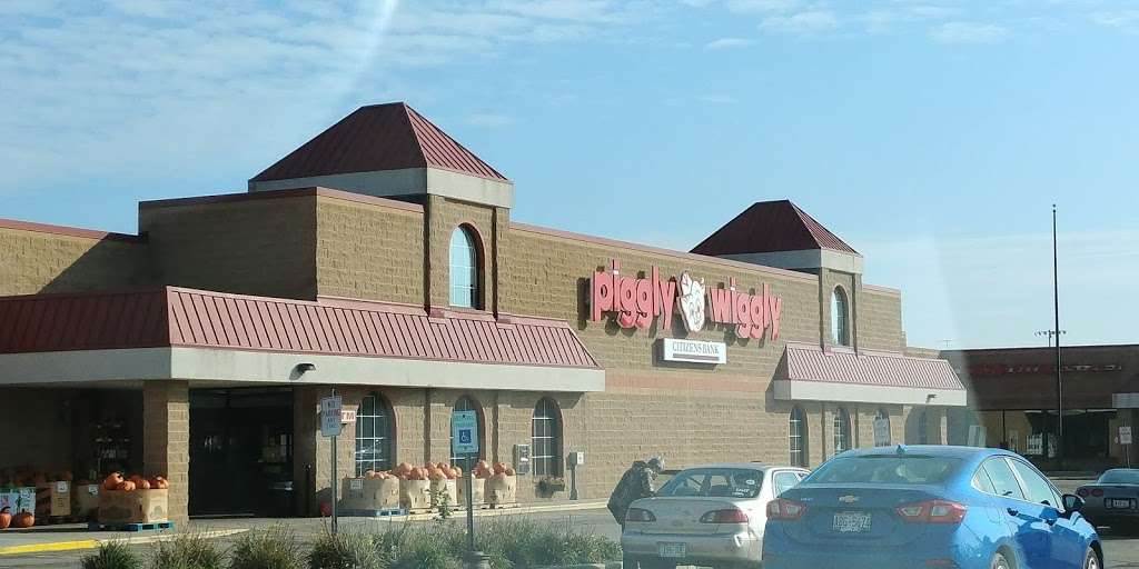 Franks Piggly Wiggly | 3238 Main St, East Troy, WI 53120 | Phone: (262) 642-5524