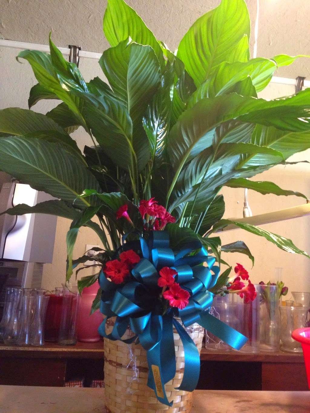 Angel Trumpet Florist | 2900 Runneburg Rd, Crosby, TX 77532, USA | Phone: (832) 233-5197