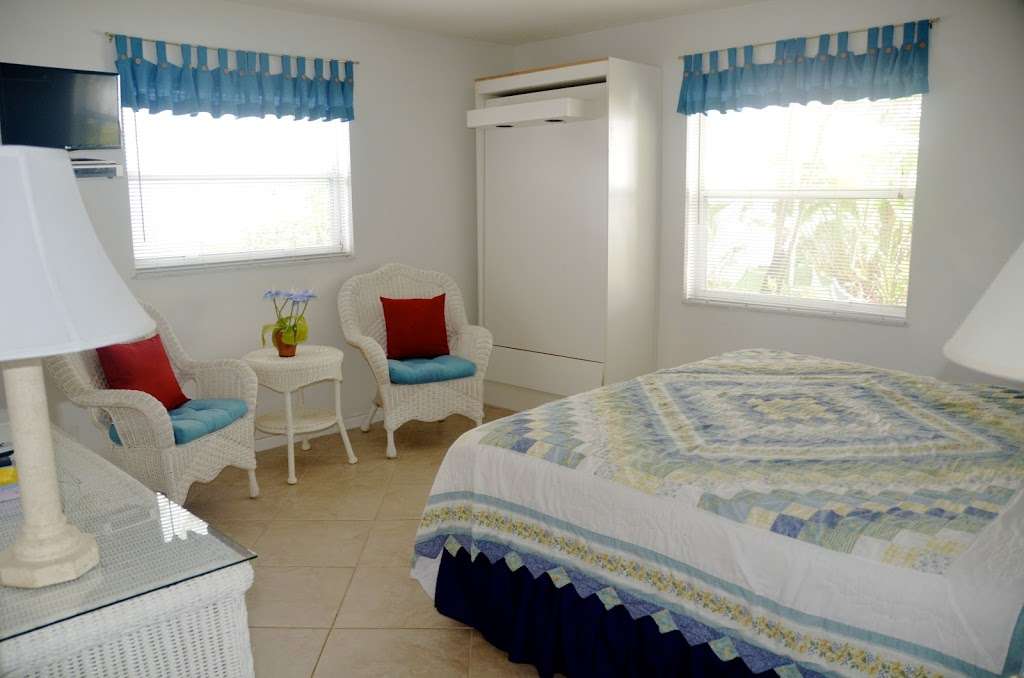 Sunny Place Apartments | 700 S Ocean Blvd, Pompano Beach, FL 33062, USA | Phone: (954) 283-1111