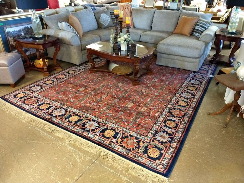 New Leaf Home Furnishings | 2449 Pierce Dr #3, Spring Grove, IL 60081, USA | Phone: (815) 675-9700